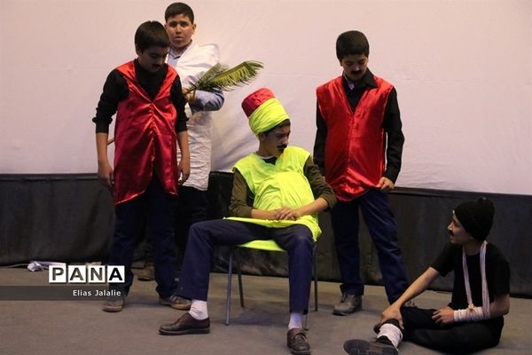 آغاز جشنواره مسابقات فرهنگی هنری دانش‌آموزی ناحیه 7 مشهد در سینما سیمرغ