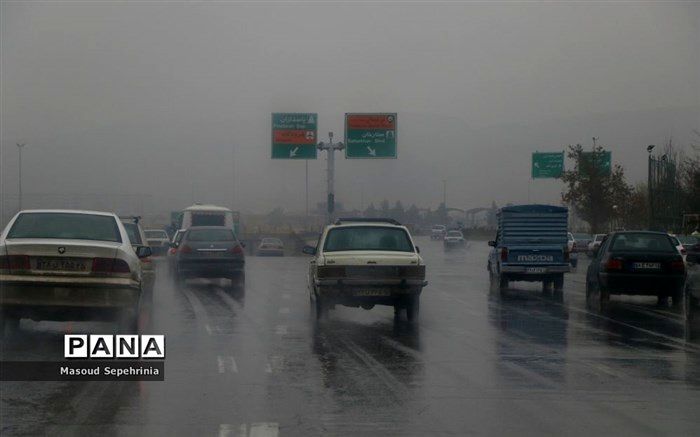 ورود سامانه بارشی فعال به فارس و آبگرفتگی معابر
