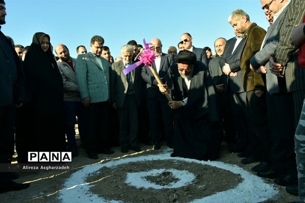 سفر وزیر اطلاعات به روستای بی‌نمد فریدونکنار