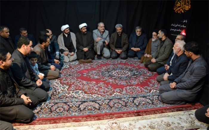 دیدار مدیران شهری و دولتی شهرری با خانواده شهید حججی