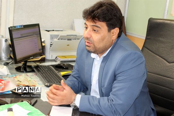 نشست نمایندگان مجلس دانش‌آموزی استان بوشهر