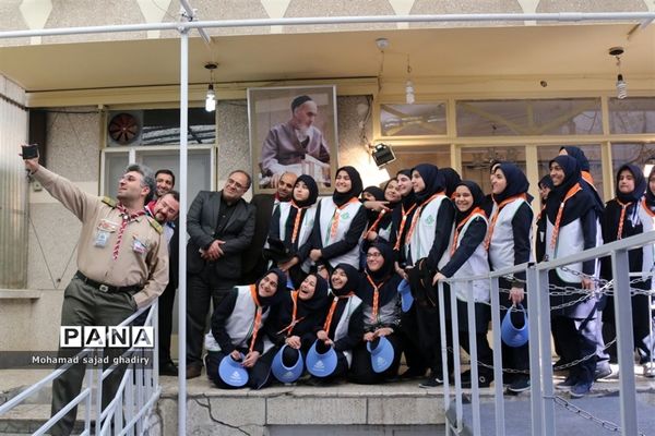 حضور پیشتازان فاطمی در حسینیه جماران در ایام مبارک دهه فجر