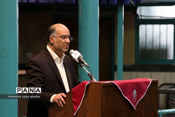 حضور پیشتازان فاطمی در حسینیه جماران در ایام مبارک دهه فجر