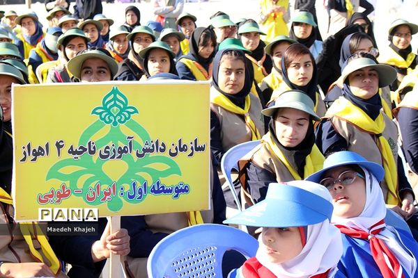 همایش ۷۰۰نفری یاوران انقلاب سازمان دانش‌آموزی ناحیه ۴ اهواز