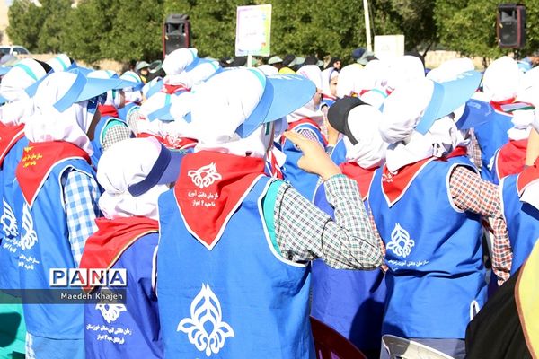 همایش ۷۰۰نفری یاوران انقلاب سازمان دانش‌آموزی ناحیه ۴ اهواز