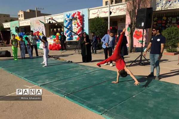 اختتامیه پنجمین المپیاد ورزشی درون مدرسه‌ای خوزستان در مدرسه دخترانه مهشاد شیرازی ناحیه ۴ اهواز