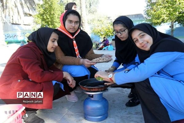 برگزاری جشنواره غذای سالم در زرین دشت