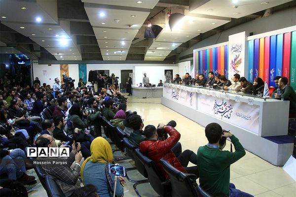 نشست‌های پرسش و پاسخ فیلم‌های نهمین روز سی و هفتمین جشنواره فیلم فجر