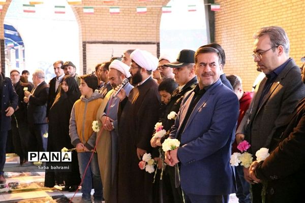 برگزاری مراسم عطرافشانی قبور شهدا در شهرقدس