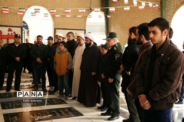 برگزاری مراسم عطرافشانی قبور شهدا در شهرقدس