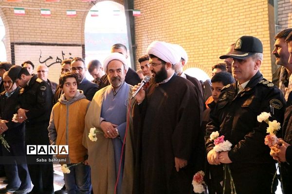 برگزاری مراسم عطرافشانی قبور شهدا در شهرقدس