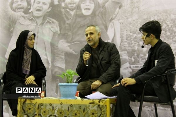 نمایشگاه دستاوردهای ۴۰ساله انقلاب اسلامی در قائم‌شهر