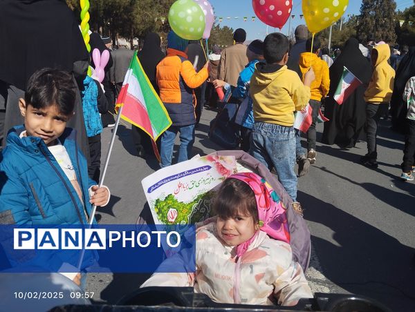 راهپیمایی ۲۲ بهمن در خراسان جنوبی 