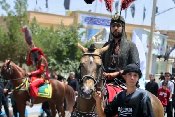 شبیه خوانی عصر عاشورا در روستای فدافن