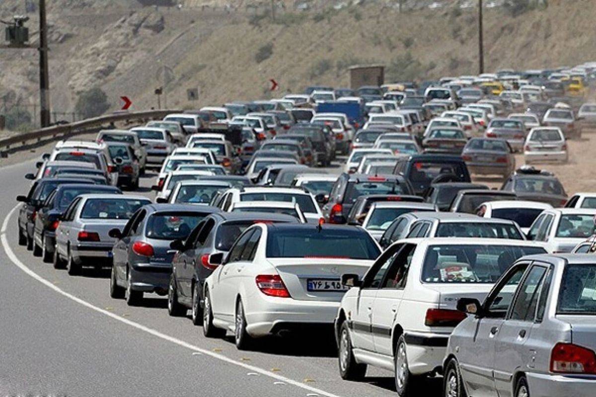 ترافیک نیمه‌سنگین در آزادراه تهران - شمال و جاده چالوس