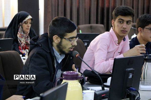 دومین نشست نمایندگان نهمین دوره مجلس دانش‌آموزی قطب دو کشور در ارومیه 2