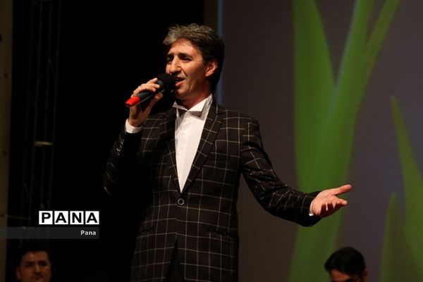 جشن انقلاب ویژه کارکنان ستادی آموزش و پرورش آذربایجان شرقی