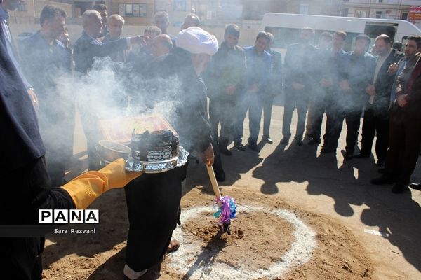 آیین کلنگ زنی مدارس خیر‌ساز اسلامشهر