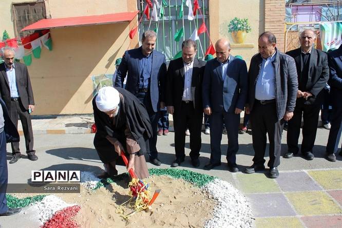 آیین کلنگ زنی مدارس خیرساز اسلامشهر