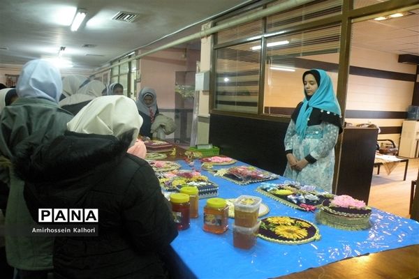 برپایی جشنواره بومی محلی در سازمان دانش آموزی استان همدان