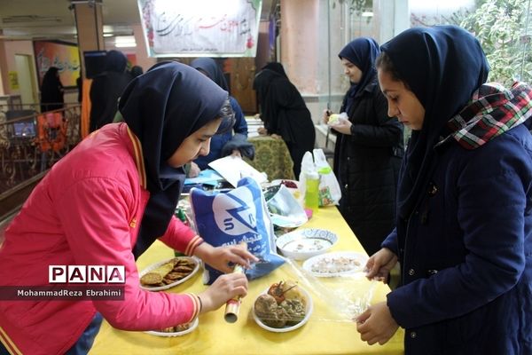 حضور پیشتازان در جشنواره بومی و محلی سازمان دانش‌آموزی استان همدان