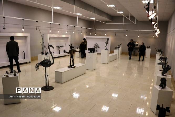 نمایشگاه «قصههای فلز »