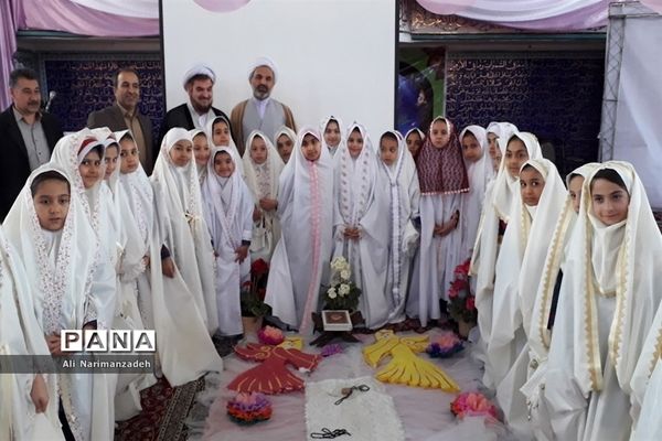 مراسم جشن تکلیف دانش‌آموزان دختردر بهارستان