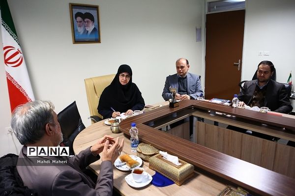 دیدار مدیران انجمن سواد رسانه‌ای ایران با  معاون آموزش ابتدایی وزارت آموزش و پرورش
