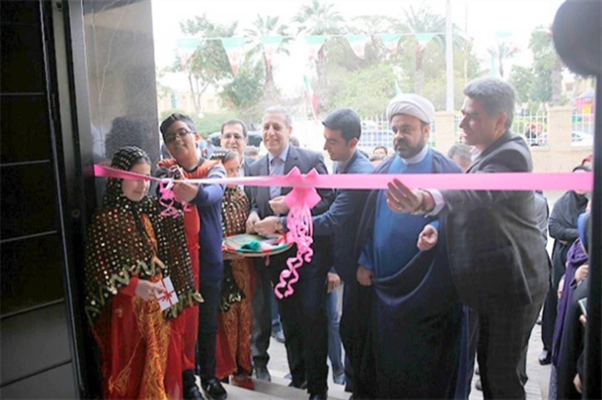 افتتاح و کلنگ زنی ۴۷ پروژه عمرانی شهرستان دیلم در دهه فجر
