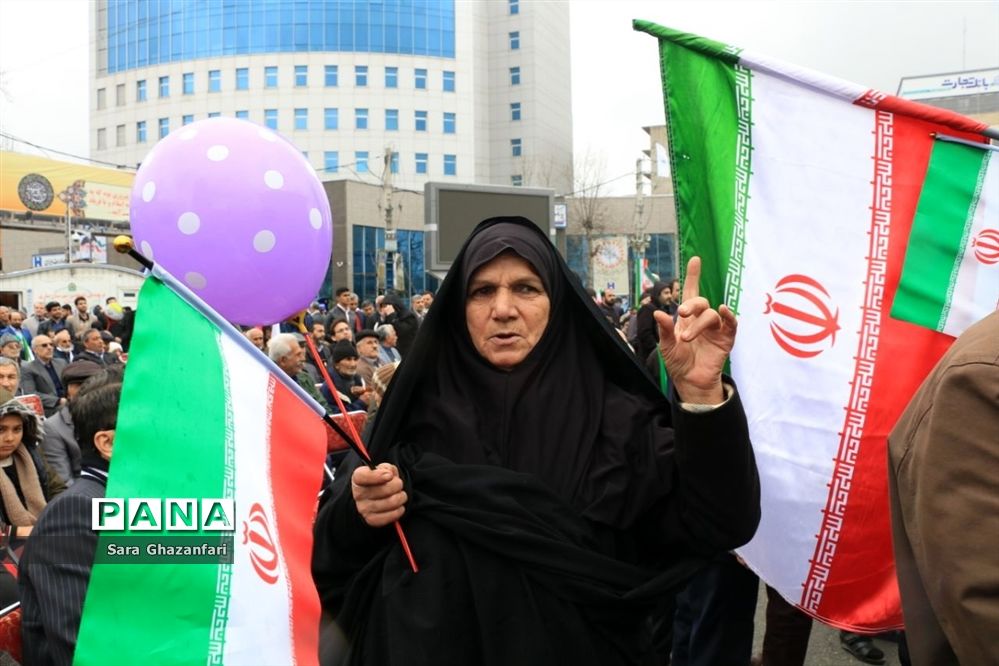 راهپیمایی ۲۲ بهمن در ساری