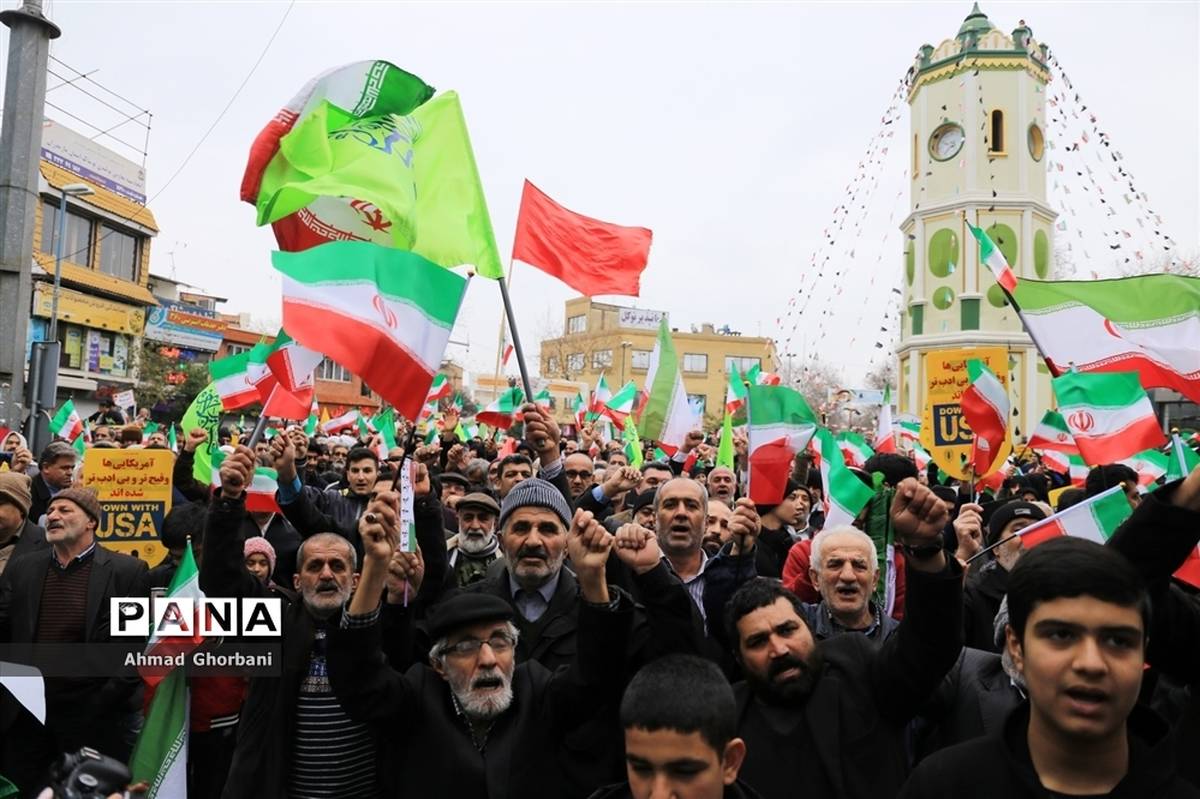 راهپیمایی ۲۲ بهمن در شهر ساری