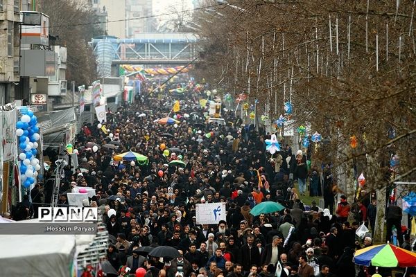 حضور وزیر آموزش و پرورش در راهپیمایی 22 بهمن