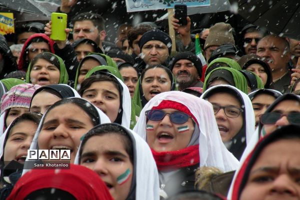 راهپیمایی 22 بهمن در همدان