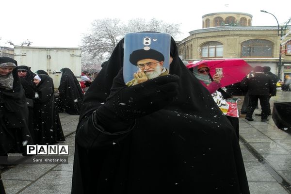 راهپیمایی 22 بهمن در همدان