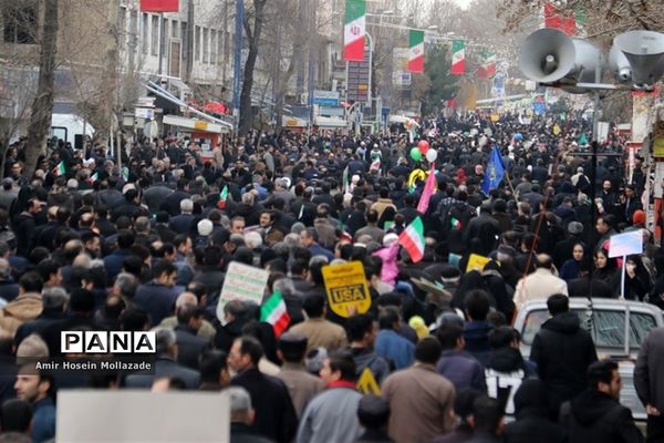 راهپیمایی 22 بهمن در ارومیه