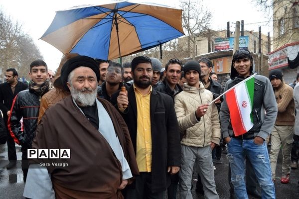 راهپیمایی عظیم  چهلمین سالگرد جمهوری اسلامی ایران در شهریار