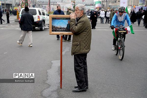 مراسم راهپیمایی 22 بهمن در تهران -2