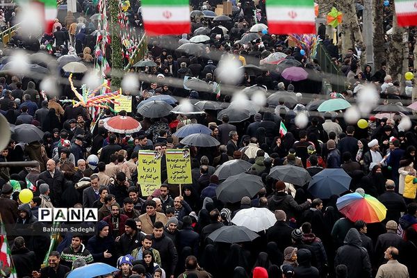 مراسم راهپیمایی 22 بهمن در تهران -2