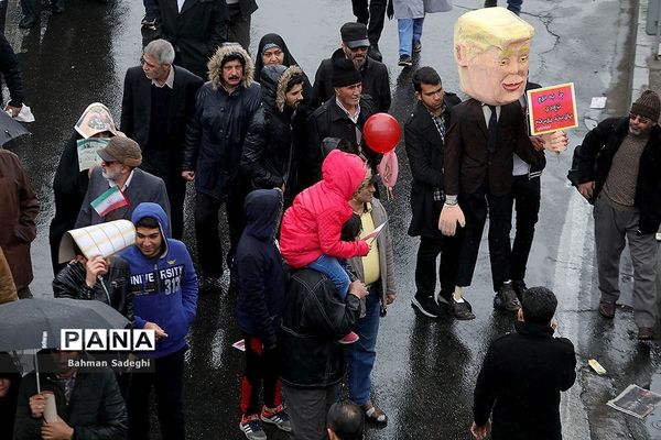 مراسم راهپیمایی 22 بهمن در تهران -2