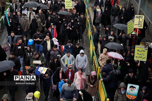 مراسم راهپیمایی 22 بهمن در تهران -2