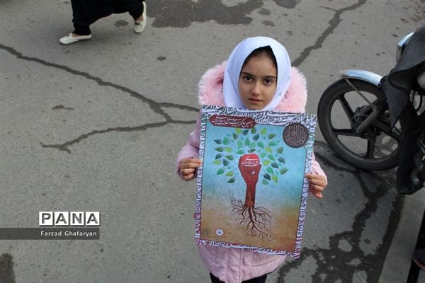 راهپیمایی 22 بهمن ماه در مراغه