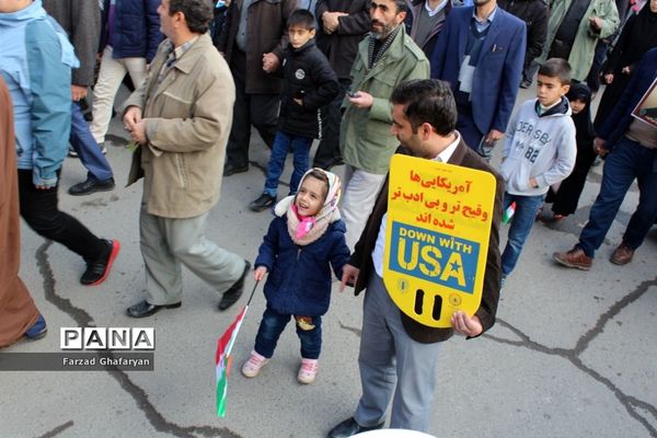 راهپیمایی 22 بهمن ماه در مراغه