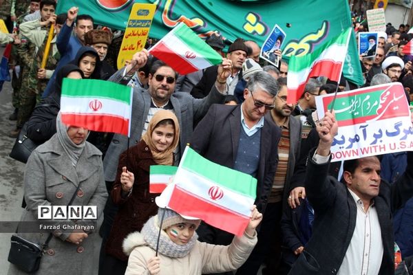 راهپیمایی 22 بهمن ماه در مراغه