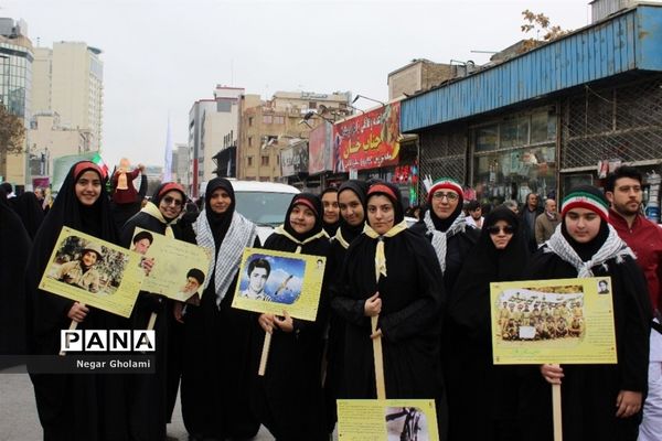 جشن چهل سالگی انقلاب اسلامی در راهپیمایی 22 بهمن مشهد