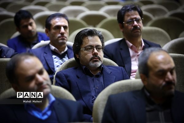 نشست هم اندیشی روسای سازمان پژوهش و  برنامه ریزی  آموزشی بعد از انقلاب