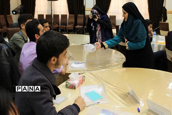 آیین افتتاحیه اولین پارلمان مشورتی دانش‌آموزی در استان یزد