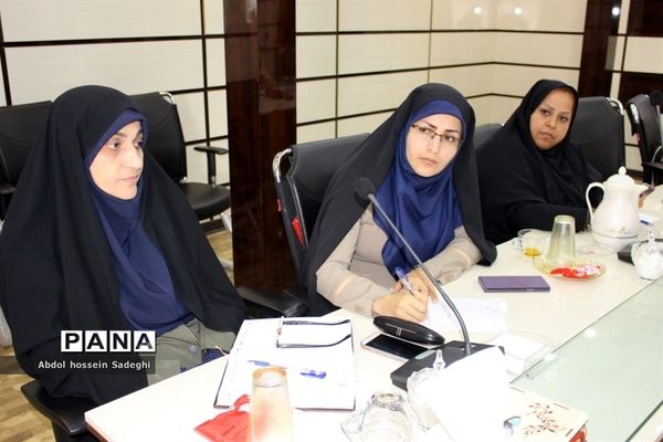 دوره آموزش خلاصه‌نویسی مکاتبات اداری در اداره‌کل آموزش و پرورش استان بوشهر