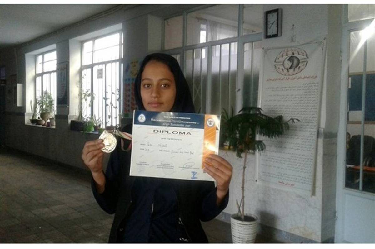 کسب رتبه اول دانش آموز اردبیلی در مسابقات سه جانبه کاراته