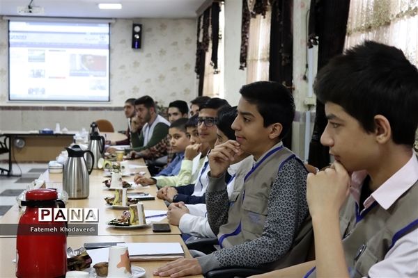 جلسه آموزشی خبرنگاران دانش‌آموزی پانا شهر قدس