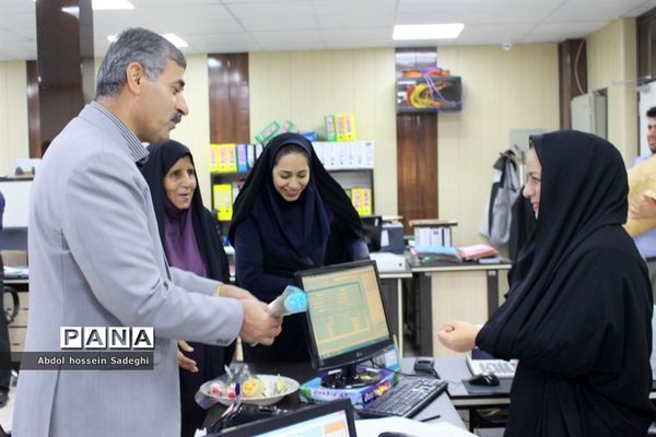 تقدیر از بانوان شاغل در اداره کل آموزش و پرورش استان بوشهر
